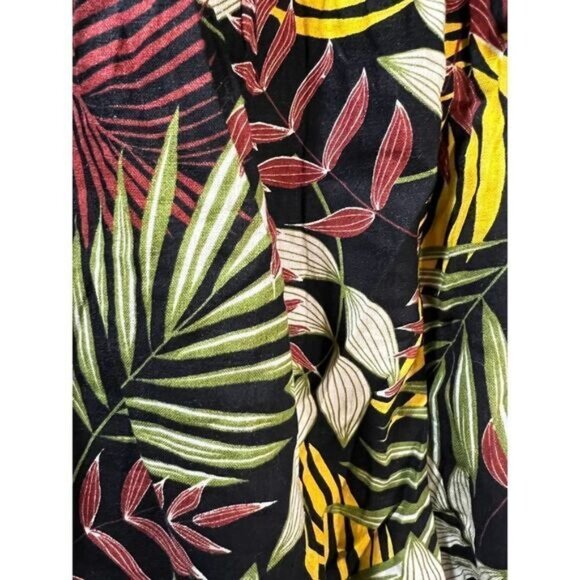 Olivaceous Tropical Print Pleated‎ Flowy High Rise Shorts Small - Picture 9 of 9